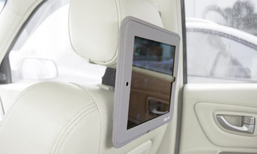 Tablet na czas długiej podróży z dziećmi