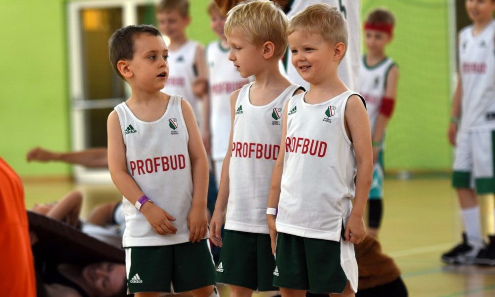 Piąty sezon Legia Basket Schools. Treningi koszykarskie dla najmłodszych