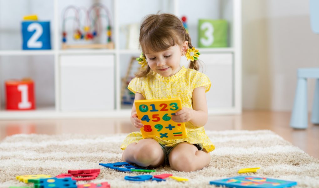 Immersja językowa, jak nauczyć przedszkolaka języka obcego w domu?